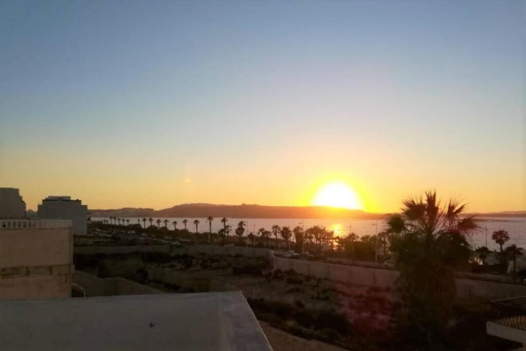 Sunshine Holiday Apartment 5 With Spectacular Seaviews St. Paul's Bay Exteriér fotografie